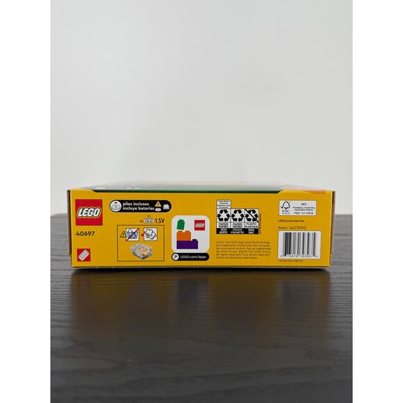 Sealed Promo 2024 Lego Creator Halloween Pumpkin with Light Brick 40697 - Picture 6 of 8